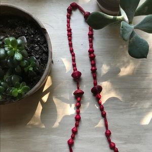 31 Bits Red Necklace